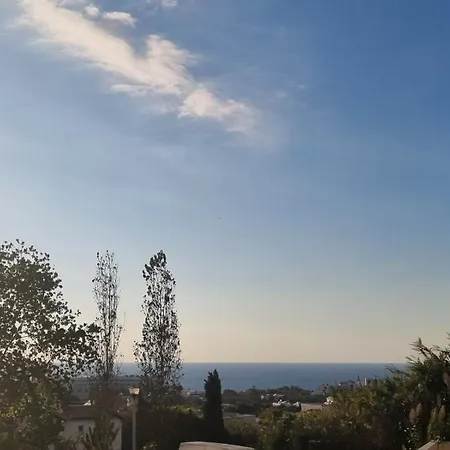 Cassia Seaview Retreat *