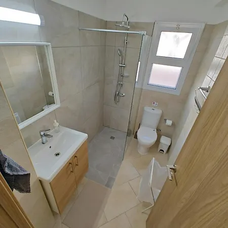 Cassia Seaview Retreat Apartment