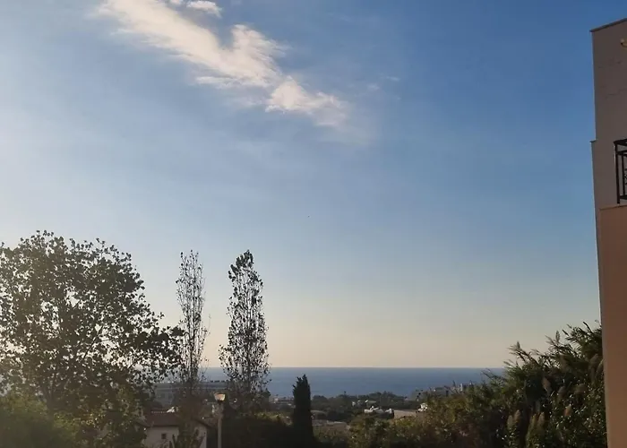 Cassia Seaview Retreat *