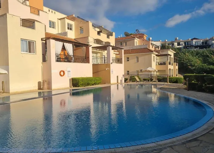 Cassia Seaview Retreat Klorakas